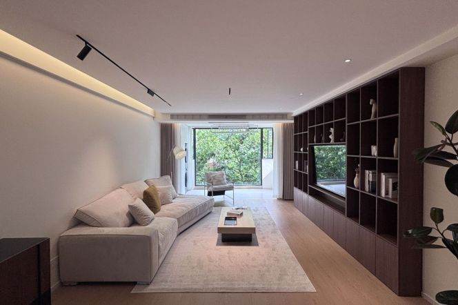 Spacious 2BR Apartment near Jinshajiang Rd Metro (L3/L4/L13)
