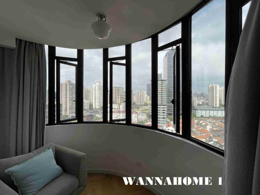 Housing image — Balcony