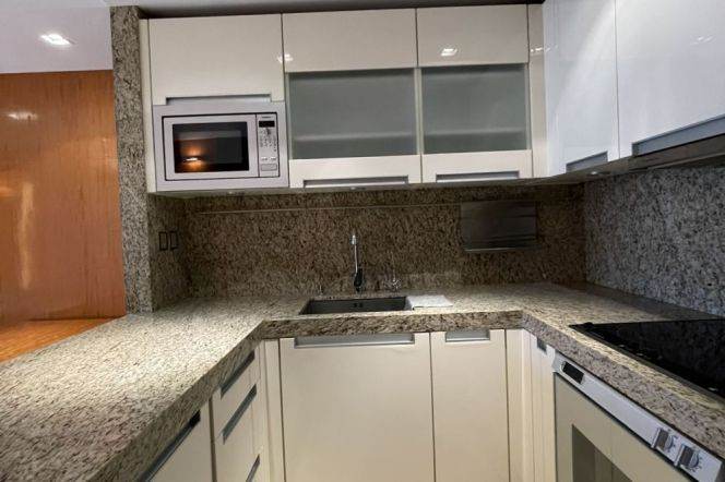 Spacious 1BR Apartment in Laoximen (L1/L8/L10/L14)