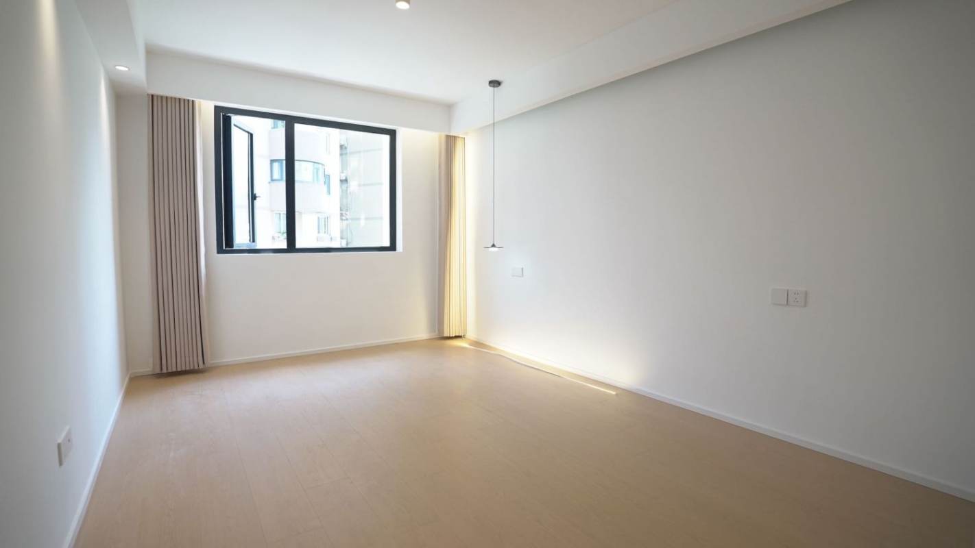 Housing image — Bedroom