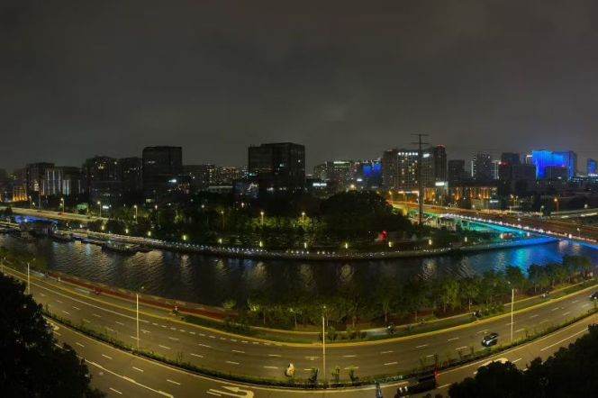 Short-Term 3BR Shared Apartment in Gubei with Floor-to-Ceiling Windows (L2)