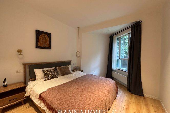 3BR Apartment near People's Square with Terrace