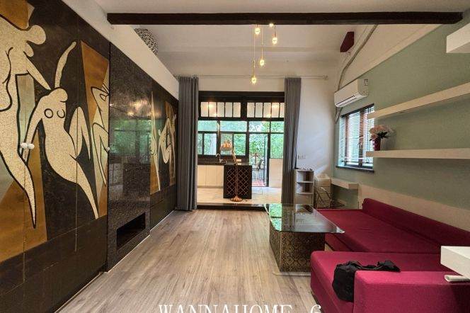 Spacious 1BR Heritage Apartment near Nanjing Xi Lu with Terrace (L2/L12/L13)