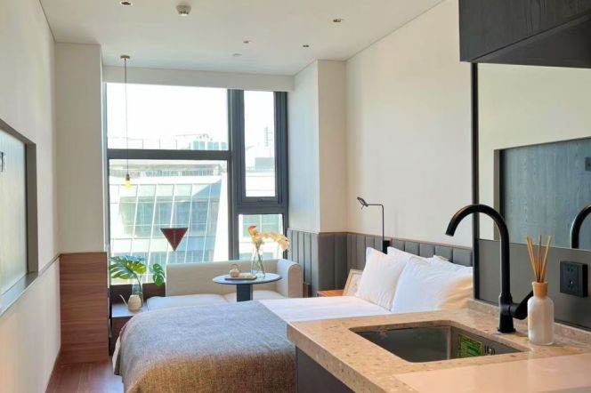 Short-Term 1BR Serviced Apartment near Guilin Rd Metro