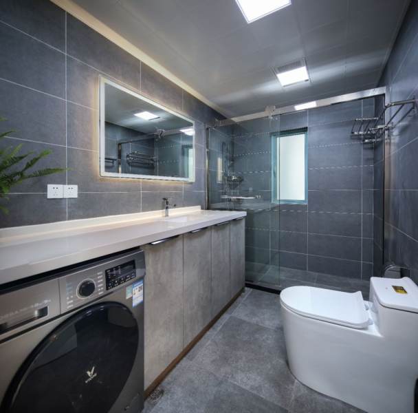 Housing image — Bathroom