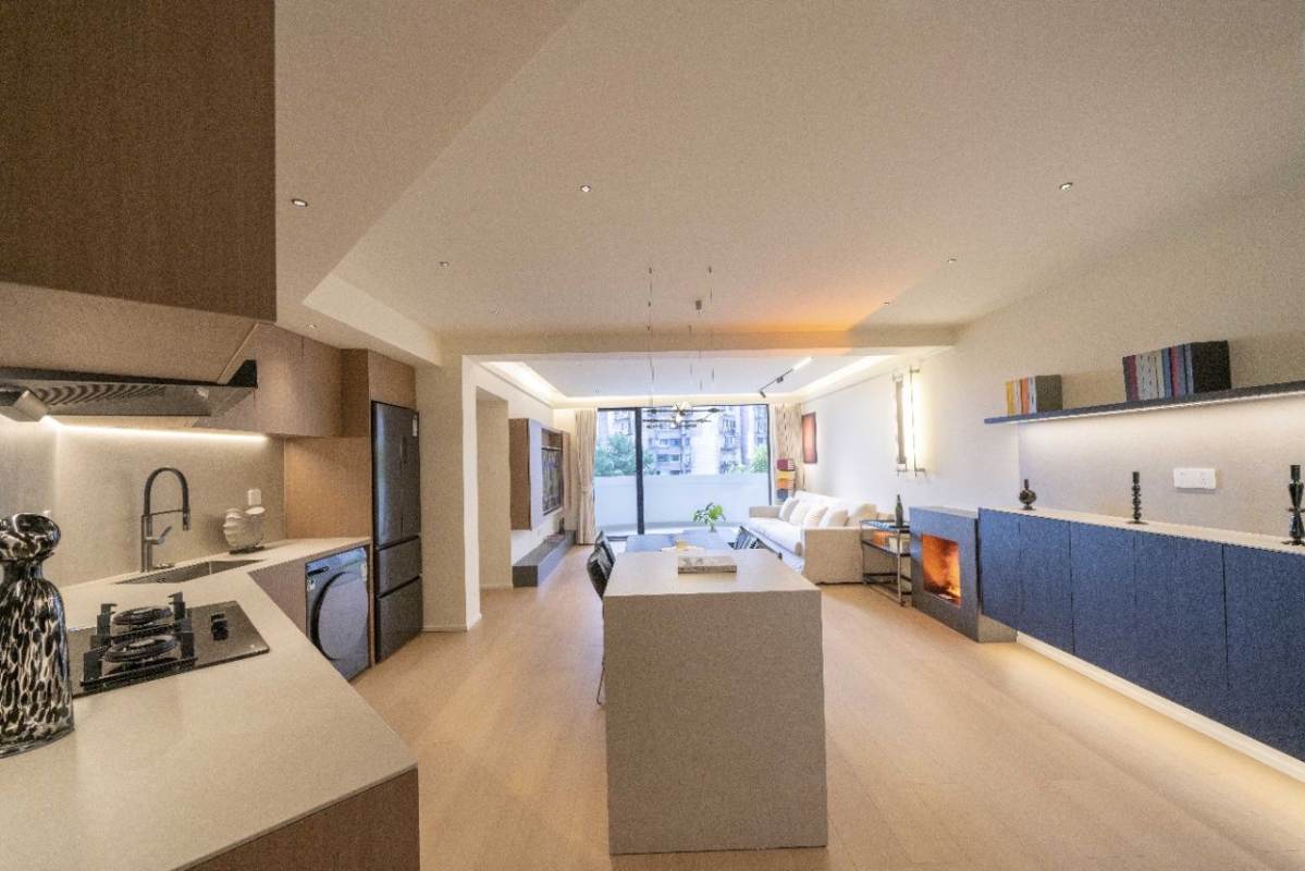 Housing image — Living Room