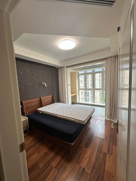 Housing image — Bedroom