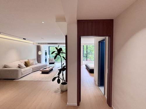 Housing image — Living Room