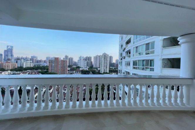 Spacious 3BR Apartment at Mingyuan Century City with Terrace (L1/L10/L12)