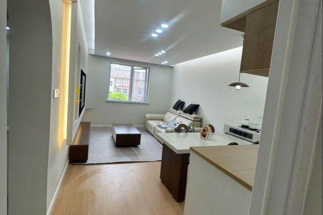 1BR Apartment near Zhongshan Park (L2/L15)