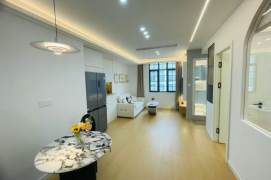 Spacious 1BR Apartment near Nanjing Xi Lu (L2/L12/L13)