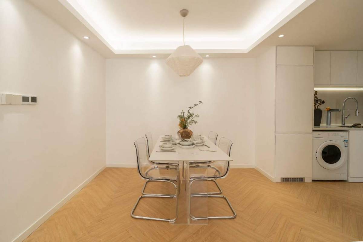 Housing image — Dining Area