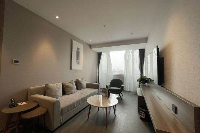 Short-Term 2BR Serviced Apartment near Luoxiu Road Metro (L15)