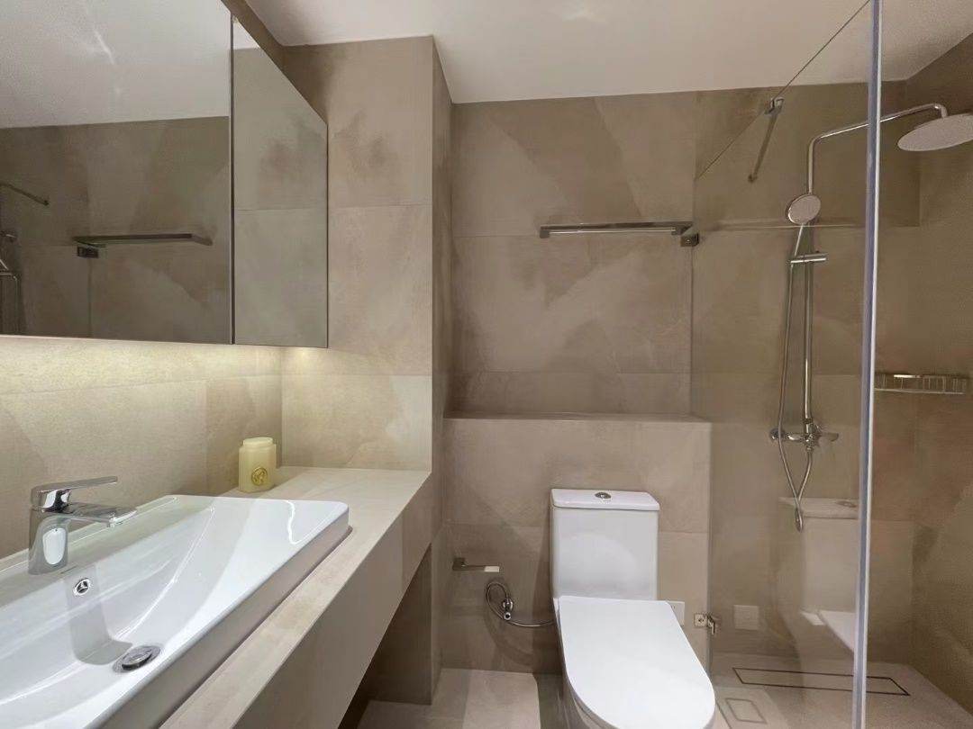 Housing image — Bathroom