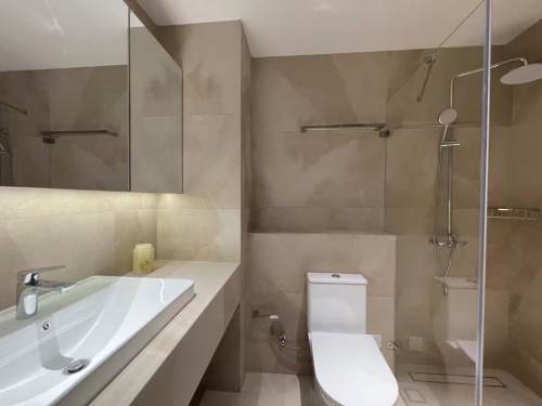 Housing image — Bathroom
