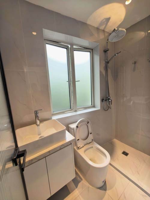 Housing image — Bathroom