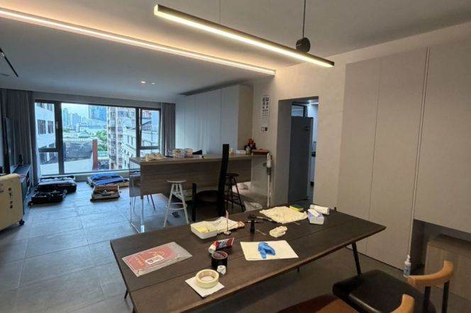 3BR Apartment at Shanghai Grand Plaza (Compound) with Floor-to-Ceiling Windows