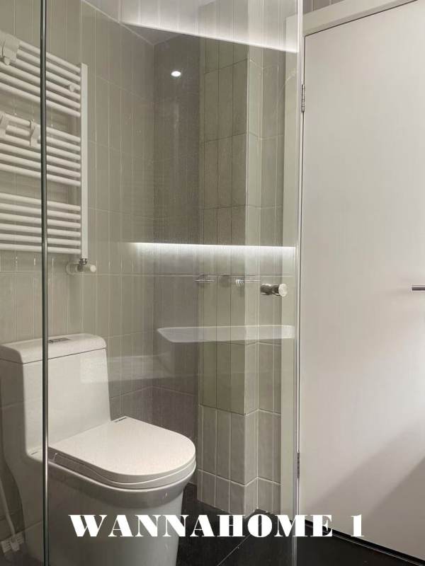 Housing image — Bathroom