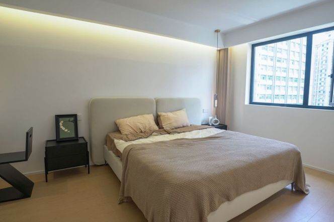 2BR Apartment near Changshou Rd Metro (L7/L13)