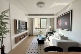 High-Floor 1BR Apartment at Yunhe Garden