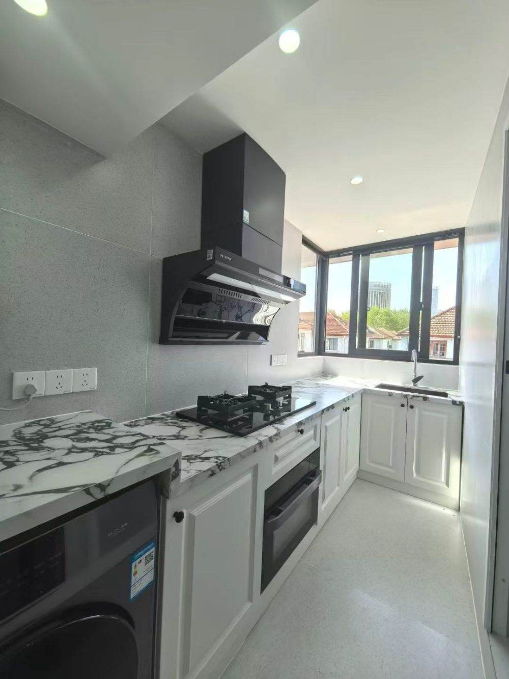 Housing image — Kitchen