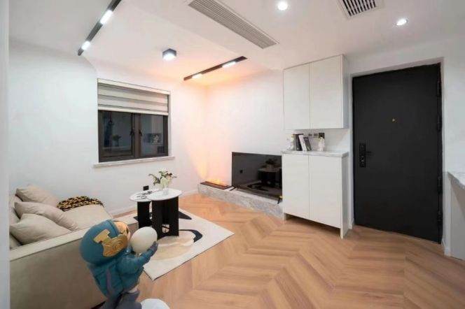 2BR Heritage Apartment near Jing'an Temple (L2/L7/L14)
