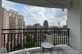High-Floor Spacious 1BR Apartment in Jing'an (L14)