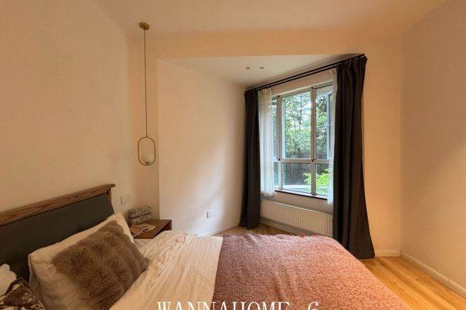 3BR Apartment near People's Square with Terrace