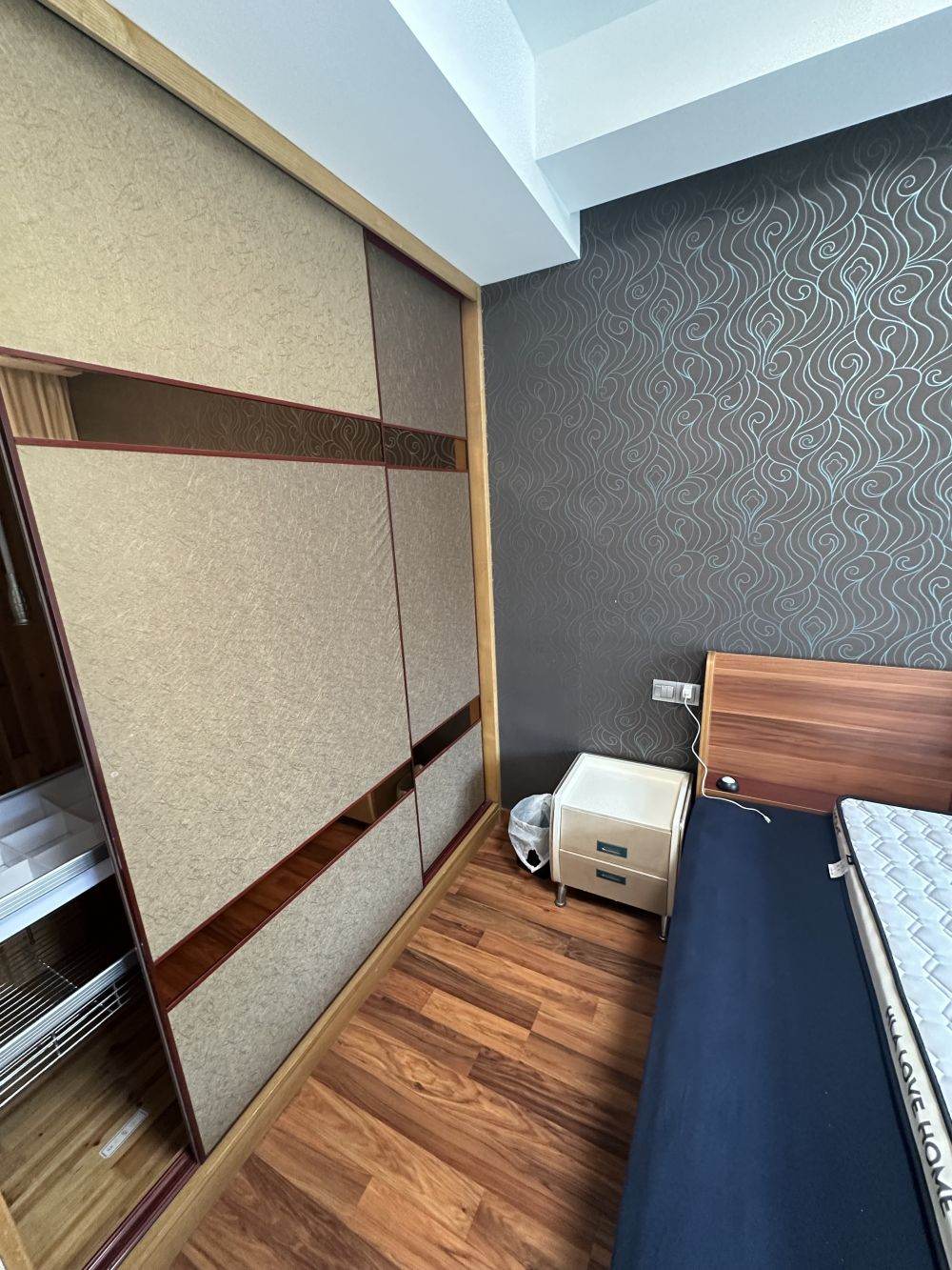 Housing image — Bedroom