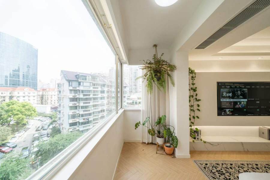 Housing image — Living Room