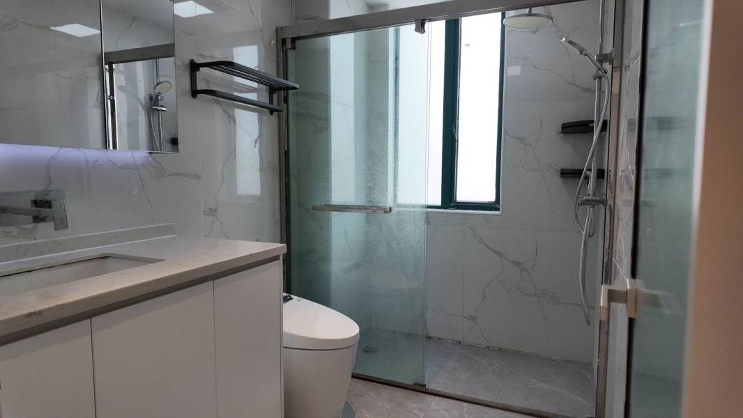 Housing image — Bathroom