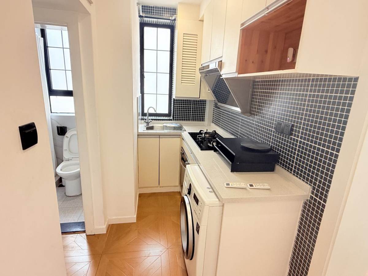 Housing image — Kitchen