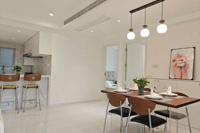 High-Floor 3BR Apartment in Xujiahui (L1/L9/L11)