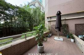 3BR Apartment near People's Square with Terrace
