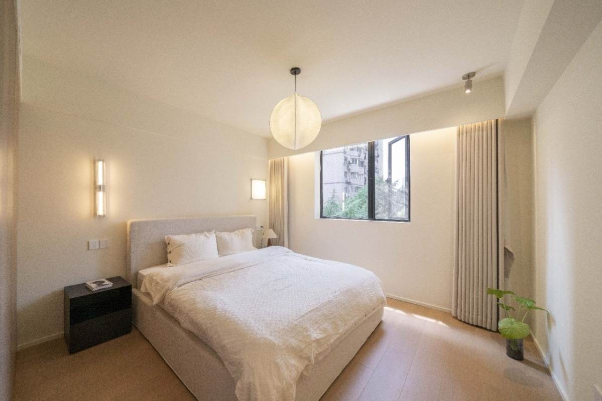 Housing image — Bedroom