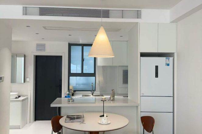1BR Apartment near Shanghai Indoor Stadium Metro with Private Garden (L1/L4)