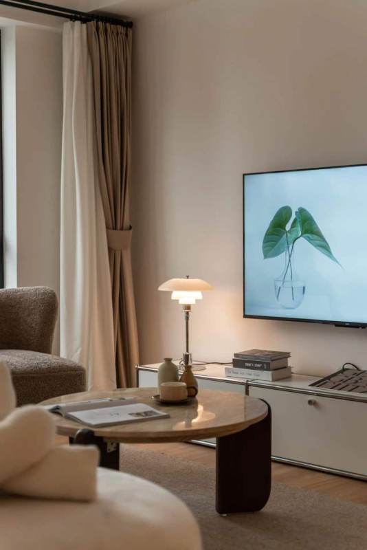 Housing image — Living Room