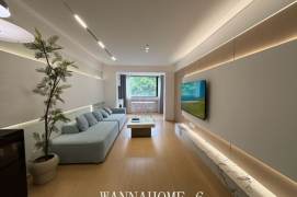 2BR Apartment in Jing'an