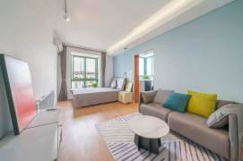 High-Floor 1BR Apartment in Gubei