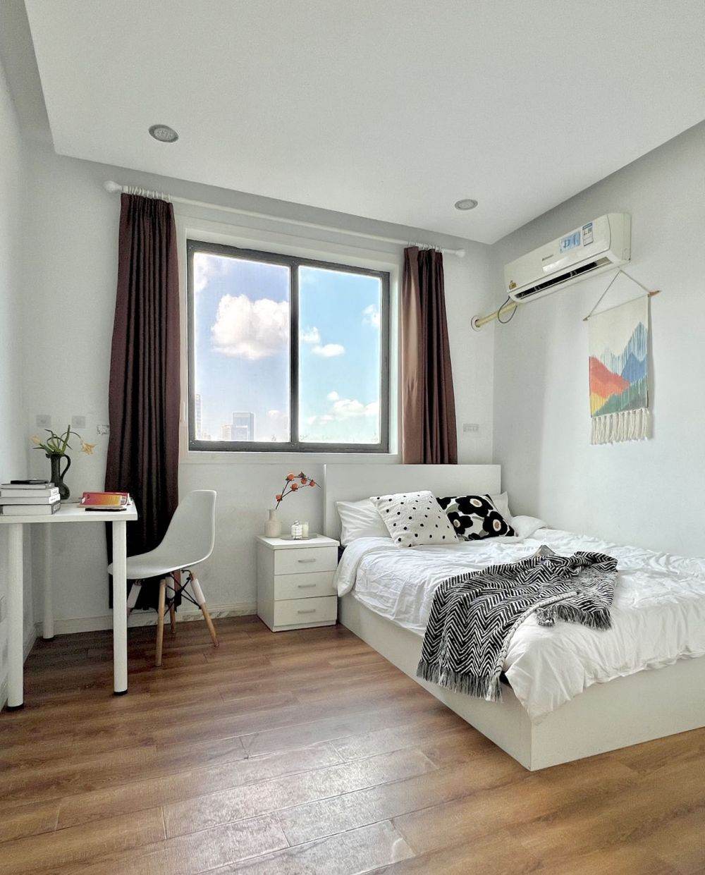 Housing image — Bedroom