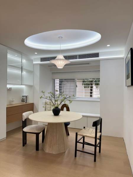 Housing image — Dining Area