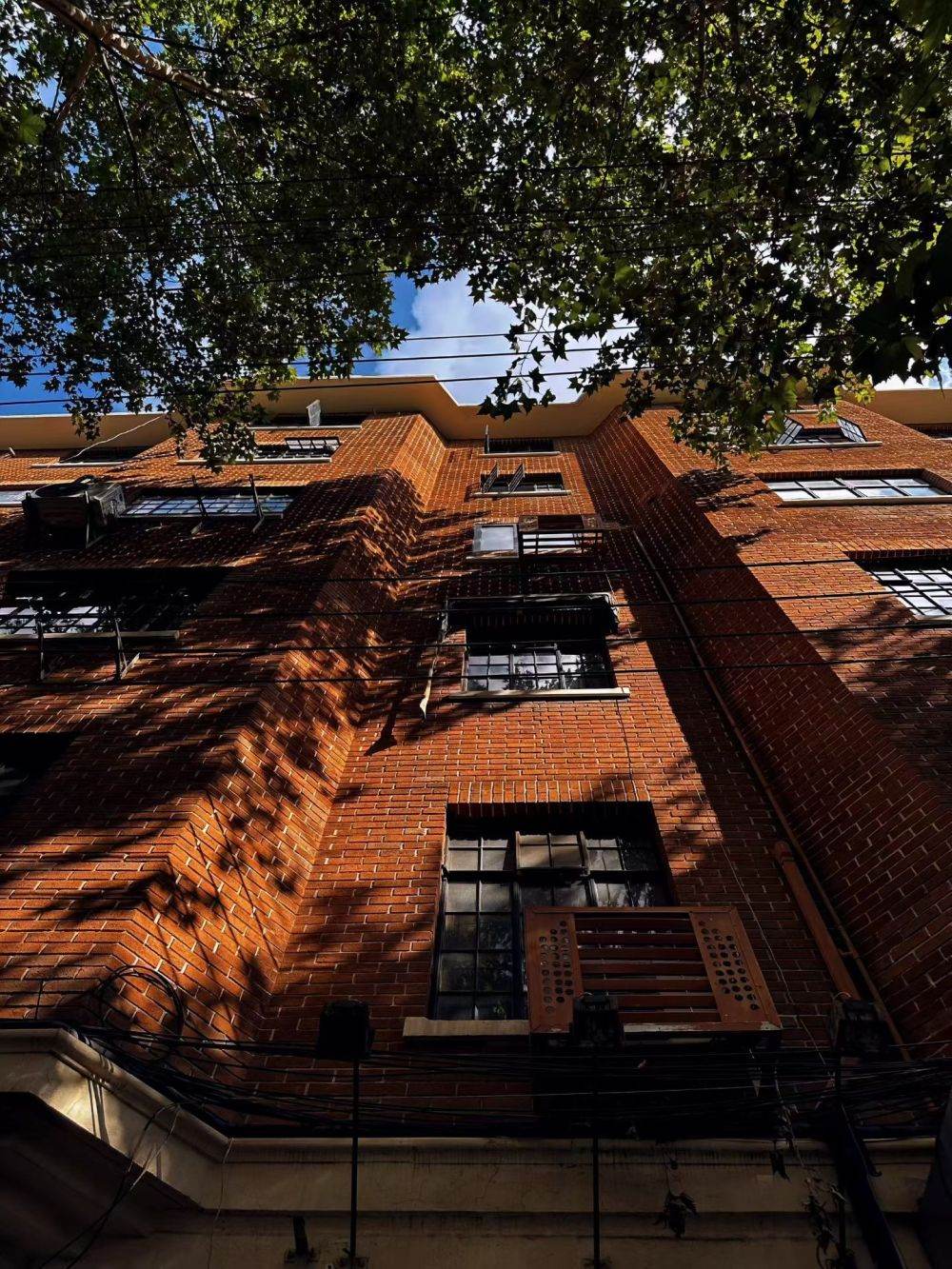 Housing image — Building Exterior