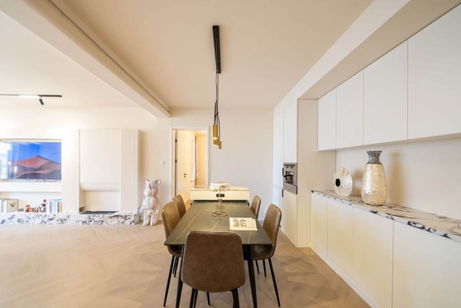 Housing image — Dining Area