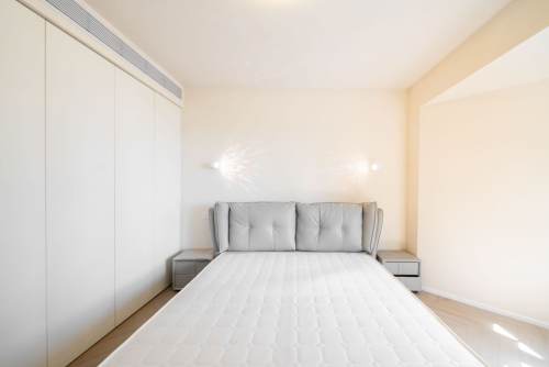 Housing image — Bedroom