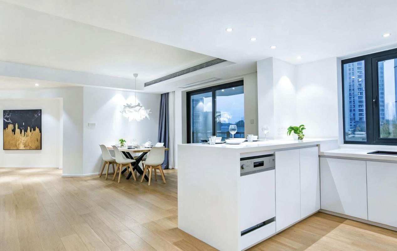 Housing image — Kitchen