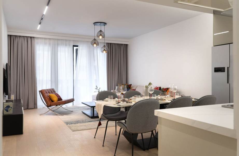 Housing image — Living Room