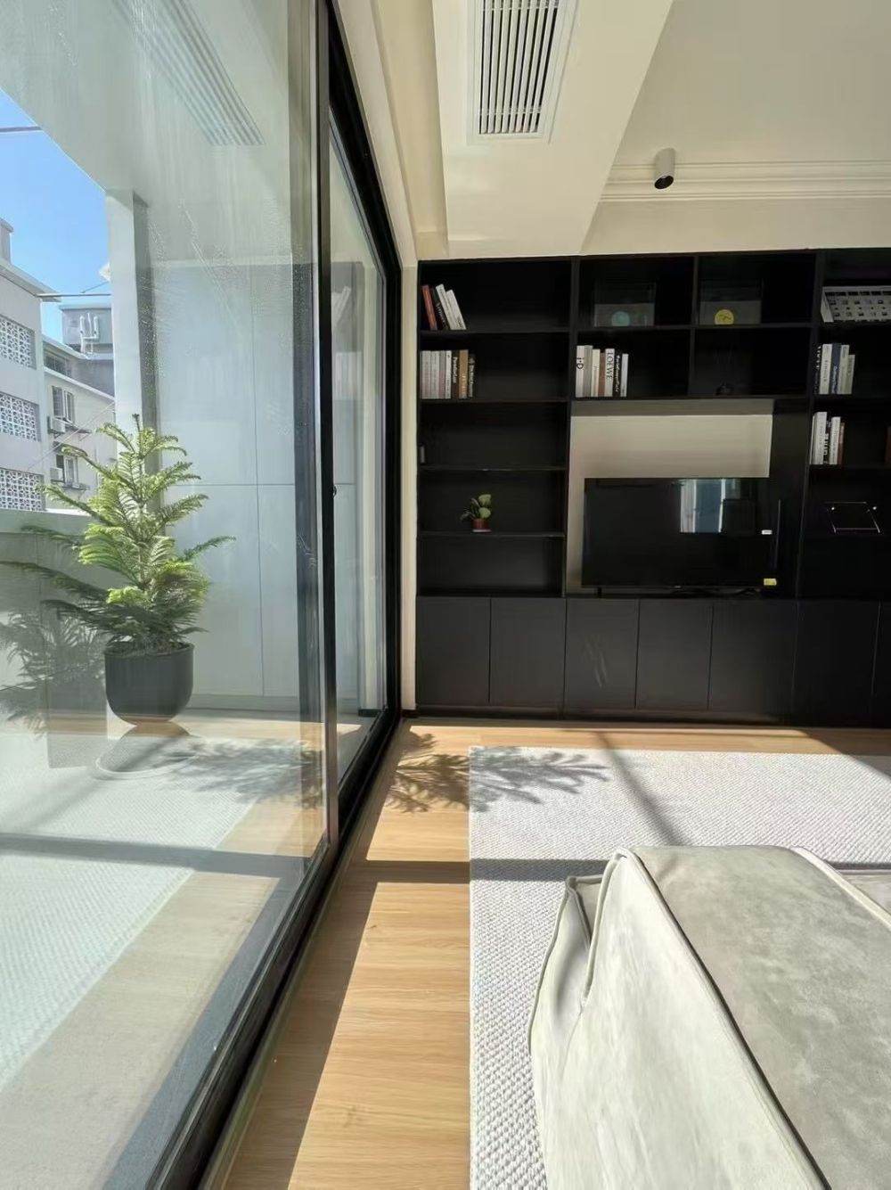 Housing image — Living Room