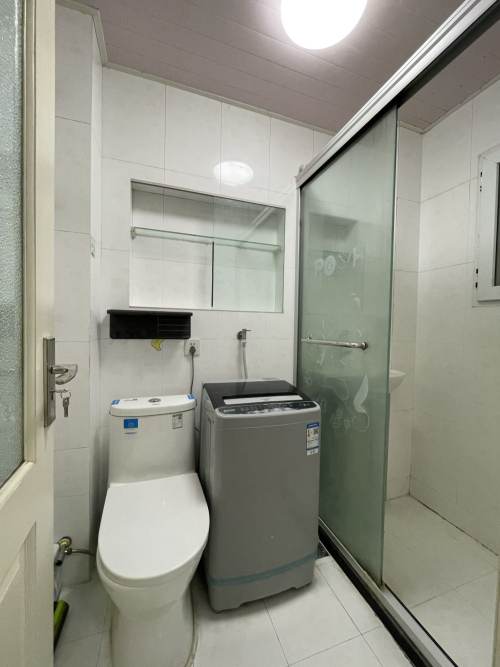 Housing image — Bathroom