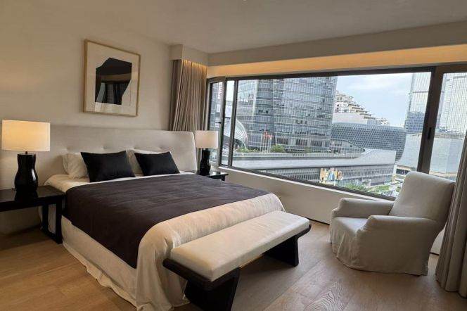 Spacious 3BR Apartment at Oriental Manhattan (L1/L9/L11)