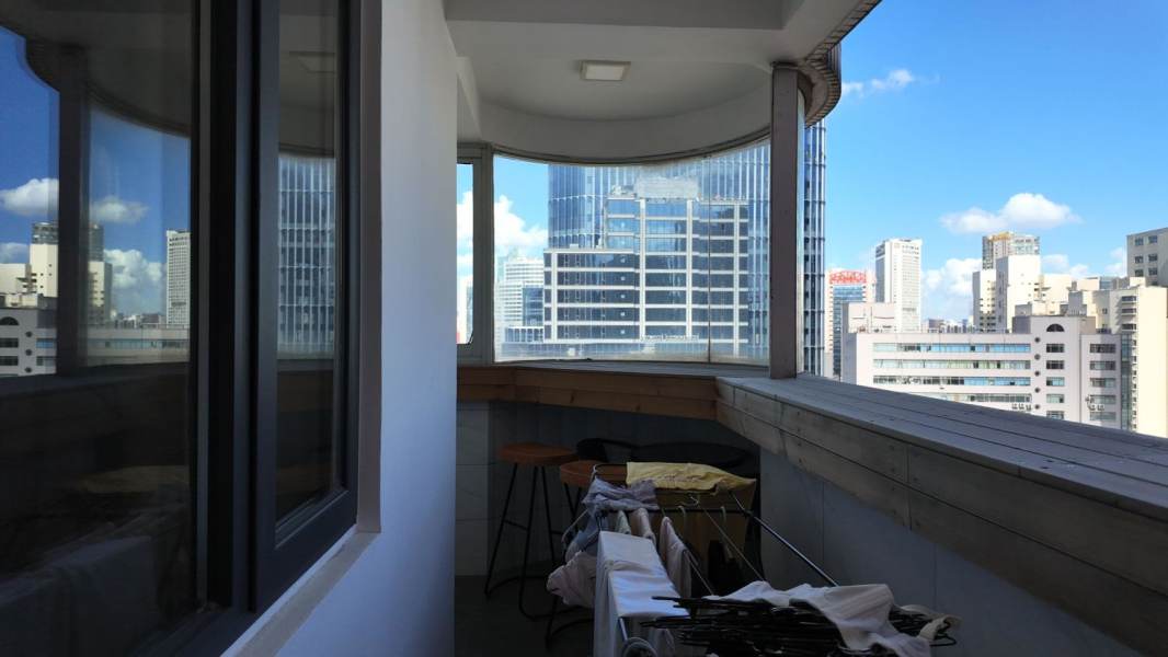Housing image — Balcony